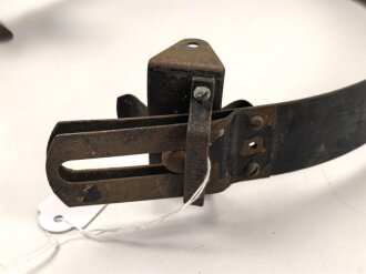 Kopfbügel zum "Panzer" Kopfhörer der Wehrmacht. Doppelfernhörer b. Ungereinigtes Stück