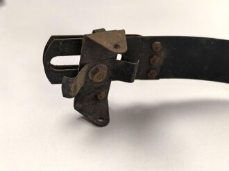 Kopfbügel zum "Panzer" Kopfhörer der Wehrmacht. Doppelfernhörer b. Ungereinigtes Stück