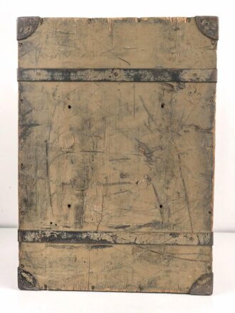 Luftwaffe, Zubehörkasten Steckmast Ln 20460. Originallack, Maße 48 x 67 x 26cm