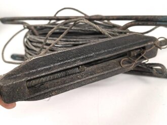 Abspannvorrichtung, vermutlich für einen Steckmast . Originallack, Gesamtlänge der Spanneinrichtung 33cm