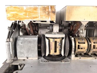 Luft-Boden Einheitsempfänger E52 " Köln" der Luftwaffe. Unvollständiges Stück mit guter Restaurationsbasis