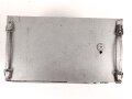 Gehäuse für Luft-Boden Einheitsempfänger E52 " Köln" der Luftwaffe. Neuzeitlich überlackiert