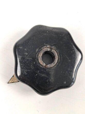 Bedienknopf  zum Luft-Boden Einheitsempfänger E52 a " Köln" der Luftwaffe.