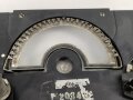 Frontplatte zum Luft-Boden Einheitsempfänger E52 a " Köln" der Luftwaffe. Überlackiertes Stück