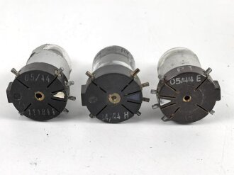 3 x Röhre RV2,4 P700 Wehrmacht, Funktion nicht geprüft