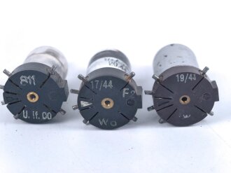3 x Röhre RV2,4 P700 Wehrmacht, Funktion nicht geprüft