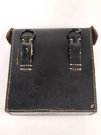 Werkzeugtasche für Angehörige der Nachrichtentruppe. Wohl ungetragenes Stück, datiert 1941