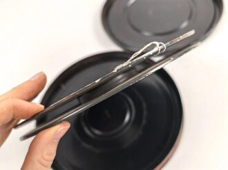 Tonrolle in Verpackung für Tonschreiber d " Dora" der Wehrmacht. Originallack, ungereinigt