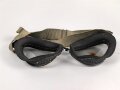 Luftwaffe , Brille für fliegendes Personal in gutem Zustand. Gummi weich, Band mit Zugkraft