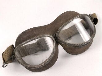 Luftwaffe , Brille für fliegendes Personal in gutem Gesamtzustand. Gummi weich, Band ohne Zugkraft