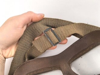 Luftwaffe , Brille für fliegendes Personal in gutem Gesamtzustand. Gummi weich, Band ohne Zugkraft