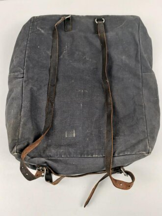Luftwaffe, Kleidertasche für fliegendes Personal. gebraucht, alle Reissverschlüsse gängig.