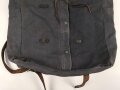 Luftwaffe, Kleidertasche für fliegendes Personal. gebraucht, alle Reissverschlüsse gängig.