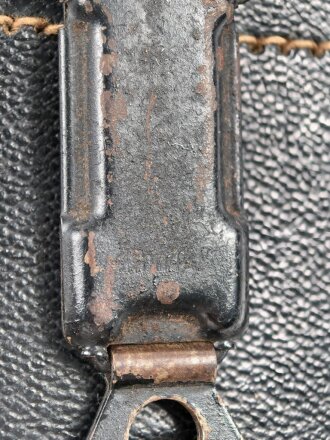 Behälter aus Ersatzmaterial für Dienstglas 6 x 30 der Wehrmacht aus Preßmasse. Hersteller cxn, guter Zustand