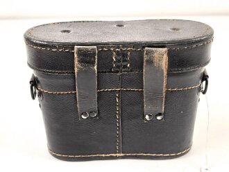 Behälter aus Ersatzmaterial für Dienstglas 6 x 30 der Wehrmacht aus Preßmasse. Hersteller cxn, guter Zustand