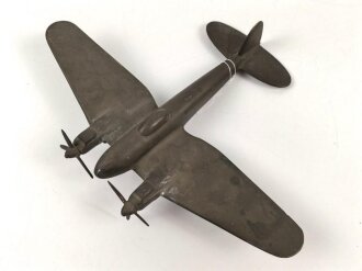 Schweres Flugzeugmodell aus Messing, Spannweite 32cm