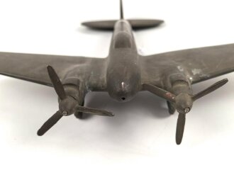 Schweres Flugzeugmodell aus Messing, Spannweite 32cm