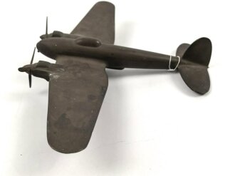 Schweres Flugzeugmodell aus Messing, Spannweite 32cm