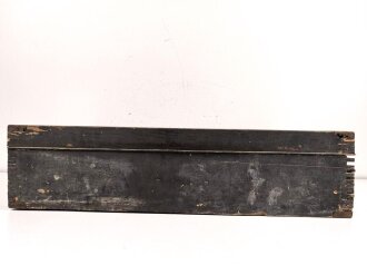 Luftwaffe, Transportkasten Modell für Fliegererkennungsdienst Fl Üb 94-003. Originallack, grob gereinigt. maße 54 x 77 x 20