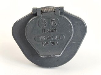 Luftwaffe , Einbau Steckdose Fl 32624, ungebraucht