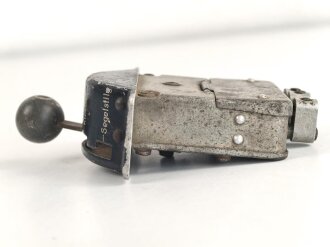 Luftwaffe, Luftschrauben Verstellschalter 9-9502 B. Originallack, Funktion nicht geprüft