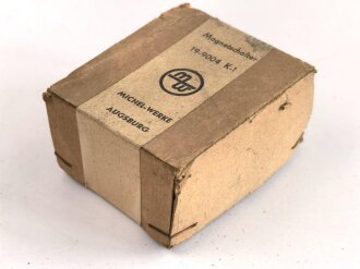 Luftwaffe , Magnetschalter 19-9004 K-1, Hersteller Michel Werke Augsburg. Original verpacktes Stück aus Dachbodenfund, ungeöffnet