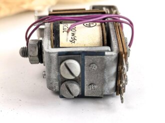 Luftwaffe , Magnetschalter 19-9004 K-1, Hersteller Michel Werke Augsburg. Original verpacktes Stück aus Dachbodenfund