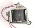 Luftwaffe , Magnetschalter SSM 57, Hersteller Michel Werke Augsburg. Sie erhalten ein ( 1 ) Stück aus Dachbodenfund