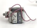 Luftwaffe , Magnetschalter SSM 57, Hersteller Michel Werke Augsburg. Sie erhalten ein ( 1 ) Stück aus Dachbodenfund