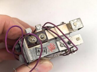 Luftwaffe , Magnetschalter SSM 57 LSK , Hersteller Michel Werke Augsburg. Ein original verpacktes Stück aus Dachbodenfund