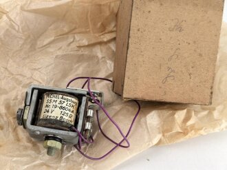 Luftwaffe , Magnetschalter SSM 57 LSK , Hersteller Michel Werke Augsburg. Ein original verpacktes Stück aus Dachbodenfund