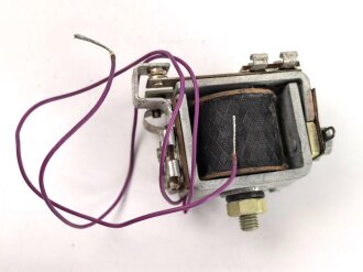Luftwaffe , Magnetschalter SSM 57 LSK , Hersteller Michel Werke Augsburg. Ein original verpacktes Stück aus Dachbodenfund