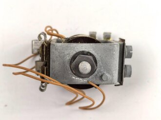 Luftwaffe , Magnetschalter SSM 57 LSK , Hersteller Michel Werke Augsburg. Ein original verpacktes Stück aus Dachbodenfund