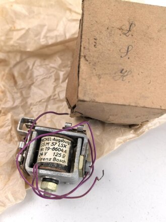 Luftwaffe , Magnetschalter SSM 57 LSK , Hersteller Michel Werke Augsburg. Ein original verpacktes Stück aus Dachbodenfund