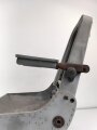 Luftwaffe Flugzeugsitz aus Leichtmetall. Gestrahlt und zum Teil lackiert, der Boden gespachtelt. Für mich leider nicht konkret Zuzuordnen