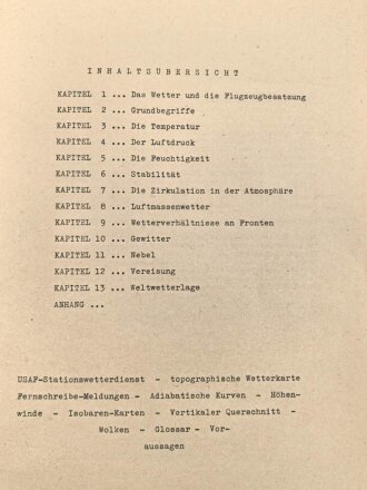 Fluglehrbuch: AFM 105-5 "Meteorologie für fliegendes Personal in der Ausbildung" 208 Seiten, über DIN A4. Stempel der " Lehr und Versuchs Staffel 1958"