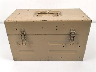 Transportkasten zum Schwebekreisvisier 38 für 2cm Flak der Wehrmacht. Originallack,