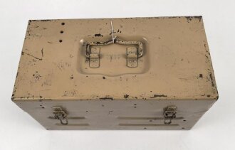 Transportkasten zum Schwebekreisvisier 38 für 2cm Flak der Wehrmacht. Originallack,
