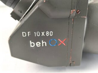 Flakfernrohr DF 10 x 80 Wehrmacht. Hersteller beh. Klare Durchsicht, gängig, neuzeitlich überlackiertes Stück