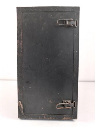 15 Watt Sender Empfänger b datiert 1944. Originallack, ungereinigtes Stück, Funktion nicht geprüft