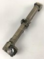 Zielfernrohr ZF 1128, Hersteller cxn. Originallack, gute Optik und Zielstachel. Seltenes Stück für das MG34 im Jagdpanzer 38 "Hetzer" sowie StuG IIIG/ StuG IV