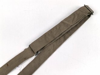 1. Weltkrieg, feldgrauer Trageriemen für Brotbeutel, die Schanzzeugschlaufe abgetrennt