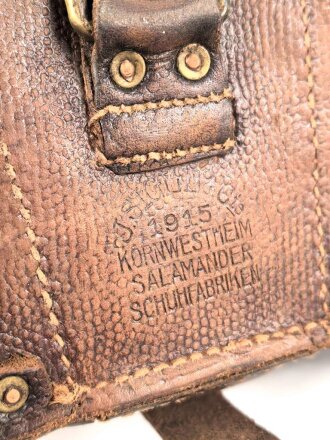 1. Weltkrieg Patronentasche. Hersteller Salamander  Kornwestheim 1915. getragenes Stück in gutem Gesamtzustand