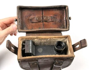 1. Weltkrieg Zielfernrohr ZF12 für MG 08 und 08/15. Gute Durchsicht und Absehen, Originallack. Hersteller Emil Busch Rathenow, in zugehörigem Behälter