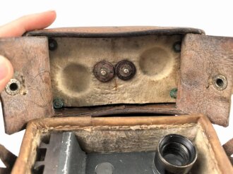 1. Weltkrieg Zielfernrohr ZF12 für MG 08 und 08/15. Gute Durchsicht und Absehen, Originallack. Hersteller Emil Busch Rathenow, in zugehörigem Behälter