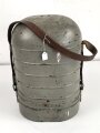 Theodolith 40 Wehrmacht. Hersteller blc. Originallack, guter Zustand , im Transportkasten mit Zubehör. Habe ich so komplett in 30 Jahren Tätigkeit noch nicht gesehen. der Behälter aussen überlackiert.