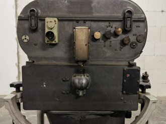 Luftwaffe, Reihenbildner 75/30, Fl 38702 mit Filmkassette F.K. 30/ 100 in Gestell Fl 38686-3- Guter Zustand, selten