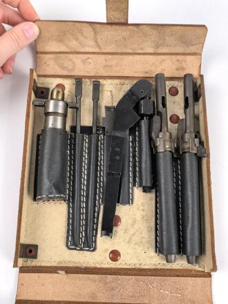 Luftwaffe, Werkzeugtasche MG15 für Flugzeuge, Fl 46475, sehr guter Zustand