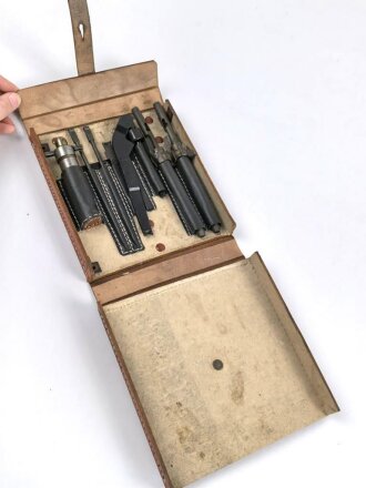 Luftwaffe, Werkzeugtasche MG15 für Flugzeuge, Fl 46475, sehr guter Zustand
