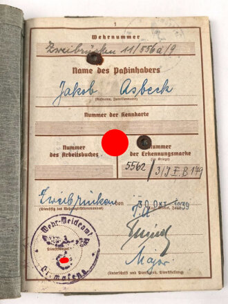 Wehrpaß Heer, eingestellt am 15. Januar 1942 bei 3. Schtz. Kp./ Ers. Btl. 179 Traunstein